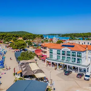 Hotel Koral Medolino